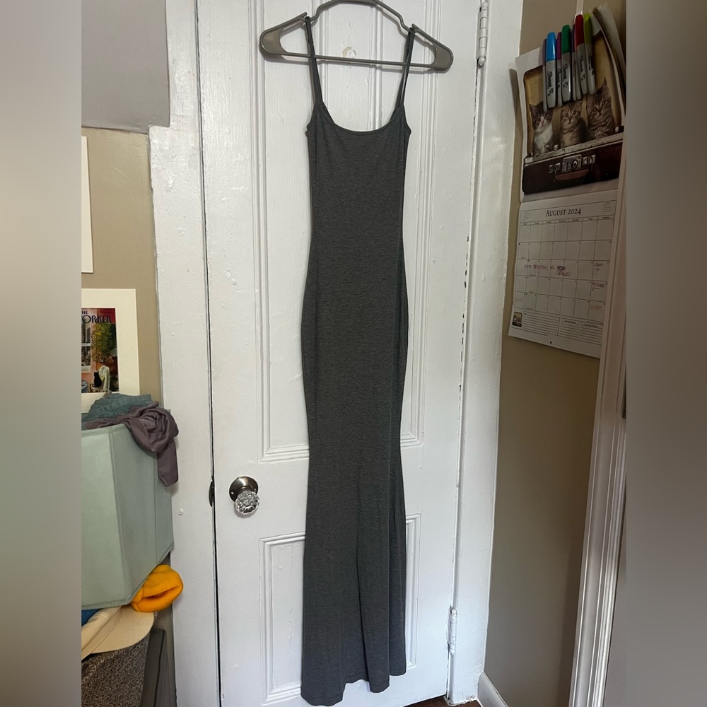 NWOT SKIMS Full Length Dress